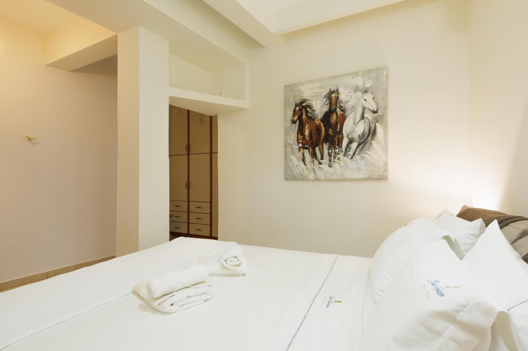 Blue Horizon Suites Parálion Ástros Exteriér fotografie